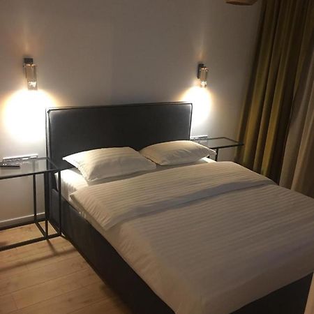 Appartement Savas Cosmopolit Brasov Magnolia Extérieur photo